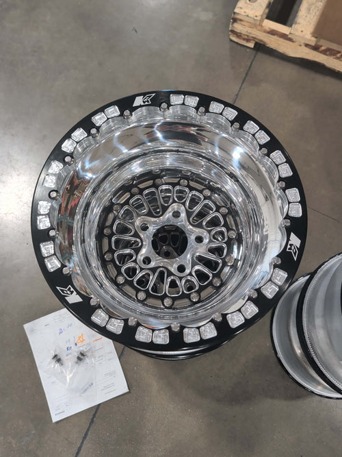 16” double beadlock wheels